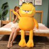 peluche chat en colère Garfield , animal Disney, peau de tigre paresseuse