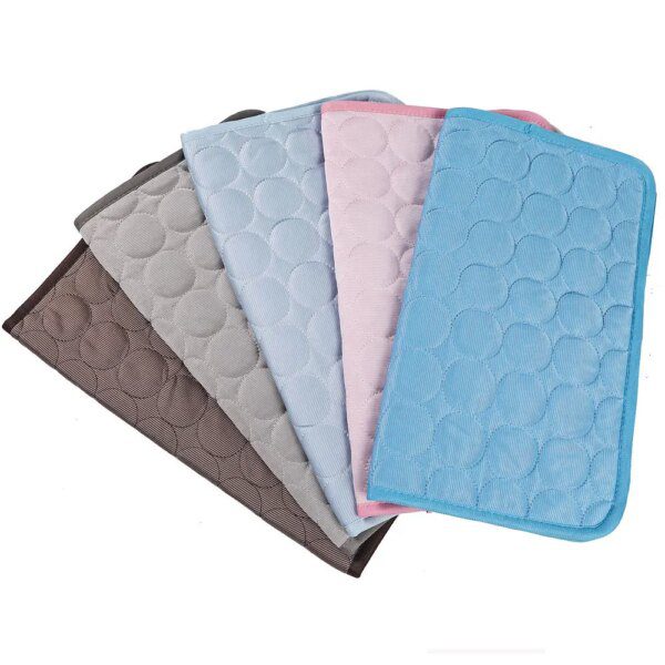 Tapis Rafraîchissant en Soie Glacée pour Chien & Chat