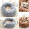 111582-bb7e98.jpg Coussin chat en polymères – Lit rond en peluche longue, niche chaude