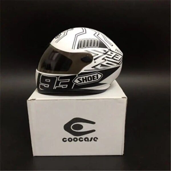 114020-696faf.jpg Casque Décoratif pour Chat & Chien – Mini Casque Moto Photo