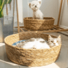 116370-d4916c.png Panier Chat Rond en Rotin Tissé à la Main – Lit Naturel