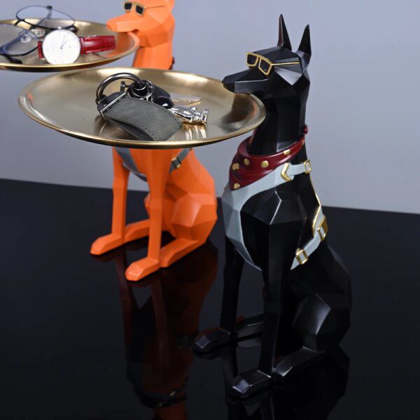 Statue Majordome Escaldog – Sculpture chien en résine avec boîte