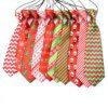 126226-0bc8b5.jpg Attache à Grand Cou pour Chien – Cravate de Noël Élégante