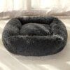 Couchage apaisant pour chiens & chats – Lit carré en peluche douce 🐱🛏🐶