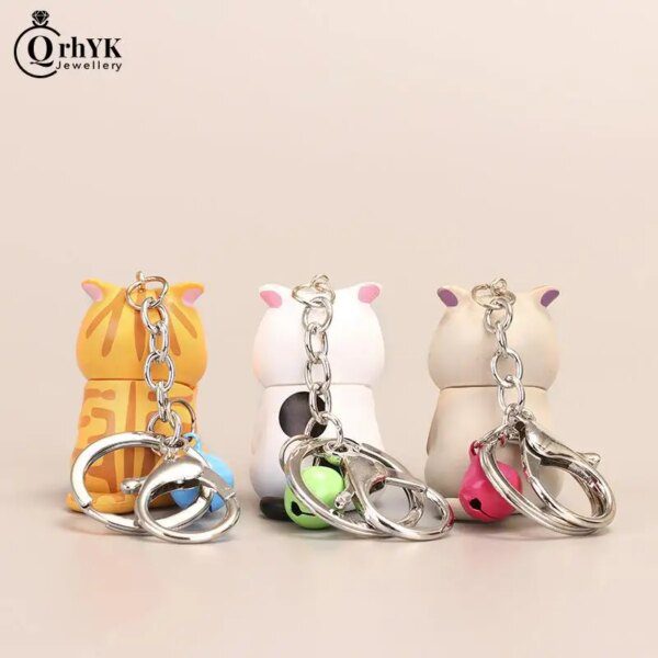 porte clé chat mignon timide, chaton potelé