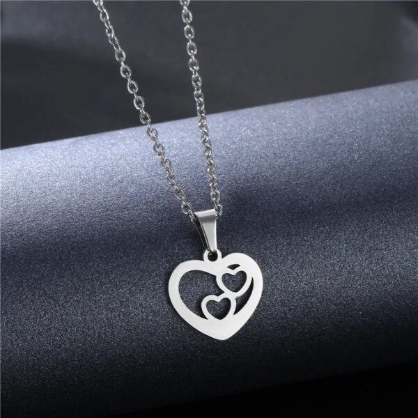 collier coeur en acier inoxydable avec pendentif