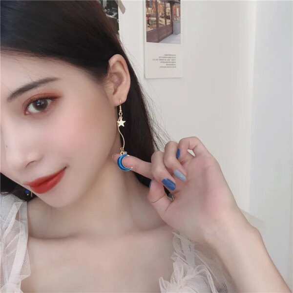 Boucles d'oreilles asymétriques en forme d'étoile