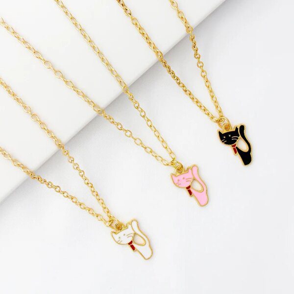 Collier patte de chat mignon