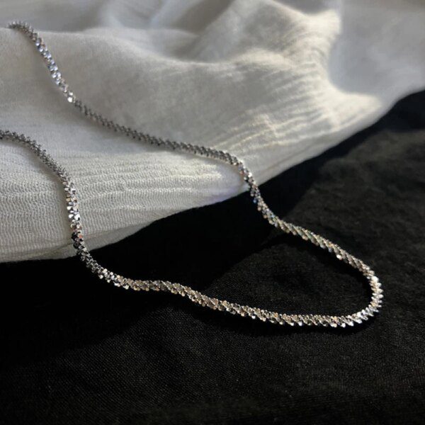 62730-b83afb.jpg collier ras du cou pour femmes nouvelle collection 2023