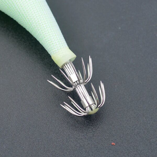 65338-3f1f76.jpg appat peche Gabarits de calmar lumineux 1 pièce crevette en bois blanc brillant avec pieuvre