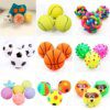 68676-a8dc0f.jpg Balle à Mâcher en Caoutchouc pour Petit Chien – Apaisement Ciblé, Mastication