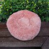 Coussin chien rond en longue peluche – Le lit cocon ultra-doux