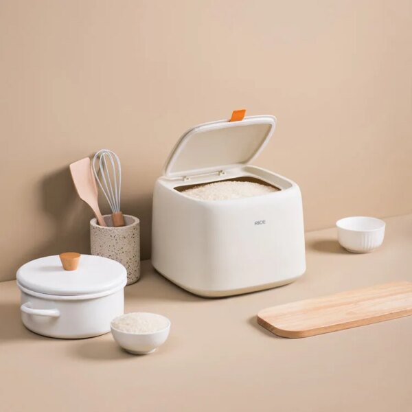 80051-084631.jpg Distributeur de Nourriture Sèche pour Chiens & Chats – Baril de Stockage