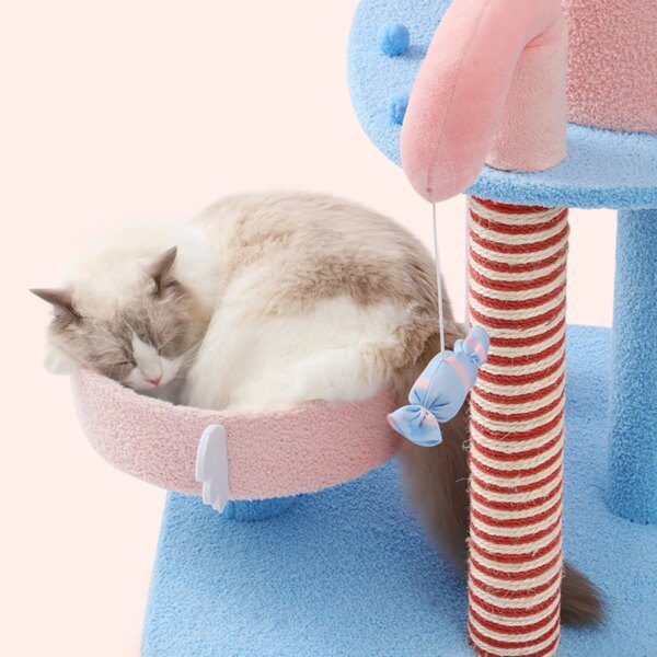 arbre a chat Tour en bois avec arbre à chat en forme de sucette rose