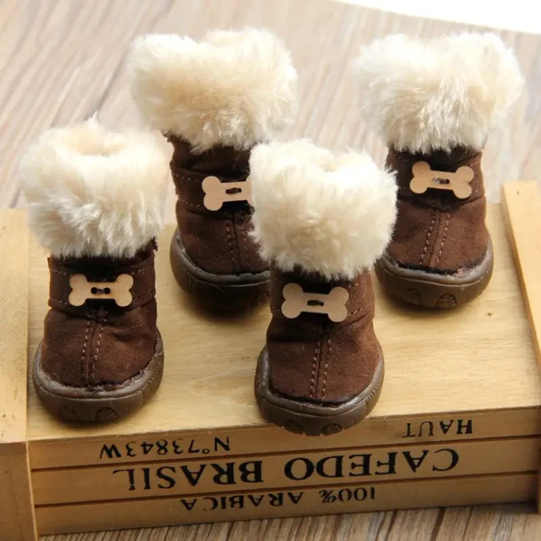 Chaussures hiver pour chien - bottes imperméables et chaudes
